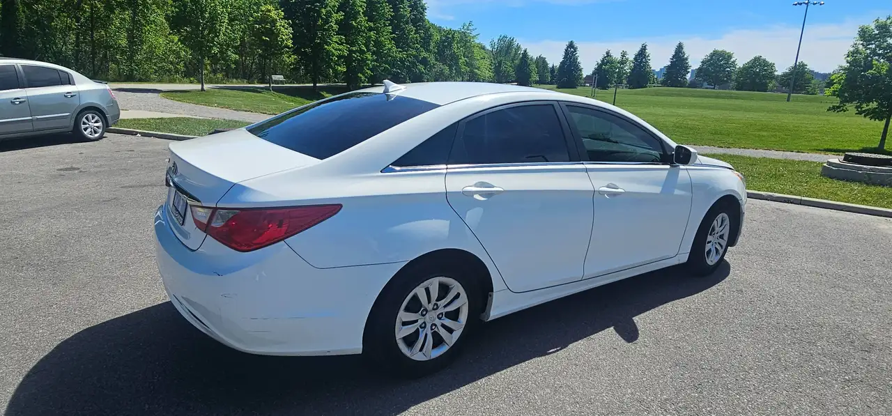 Hyundai SONATA photo Hyundai SONATA