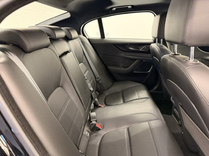 Jaguar XE SPORT MET BLACK PACK BENZINE AUTO 39000KM!!!! — photo 11