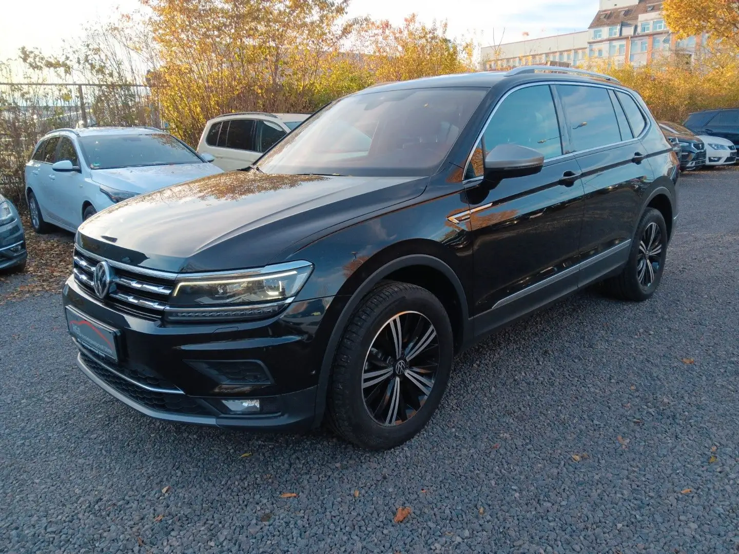Volkswagen Tiguan Allspace Highline 4Motion 7 Sitze Navi Schwarz - 1