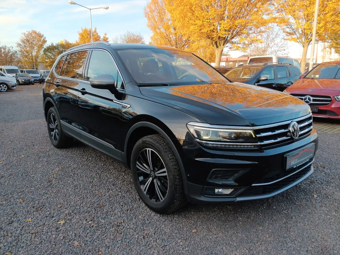 Volkswagen Tiguan Allspace Highline 4Motion 7 Sitze Navi Schwarz - 2