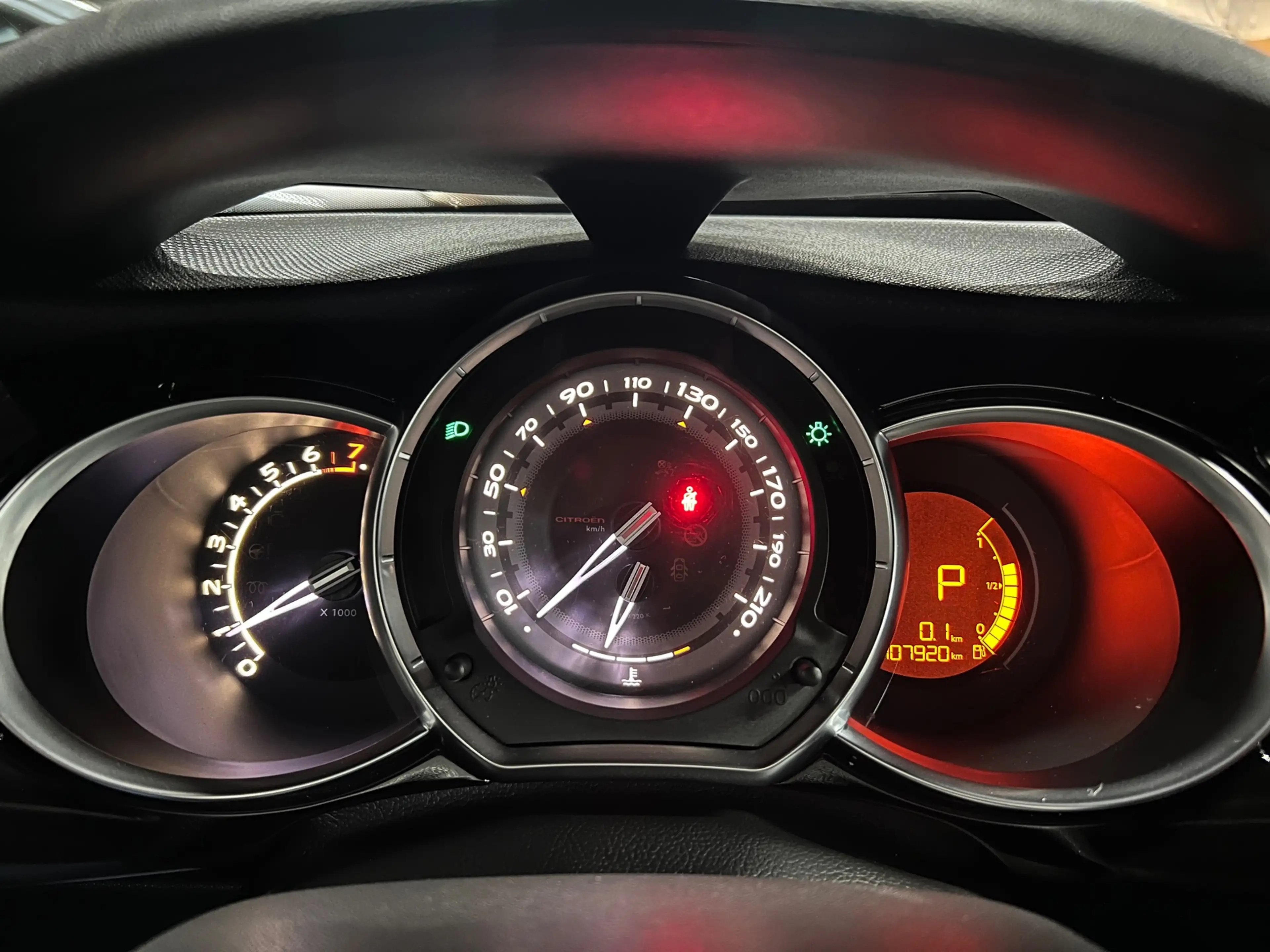 Citroen DS3 1.6 VTi So Chic Automaat LEDER / NAP / NAVIGATIE — photo 8