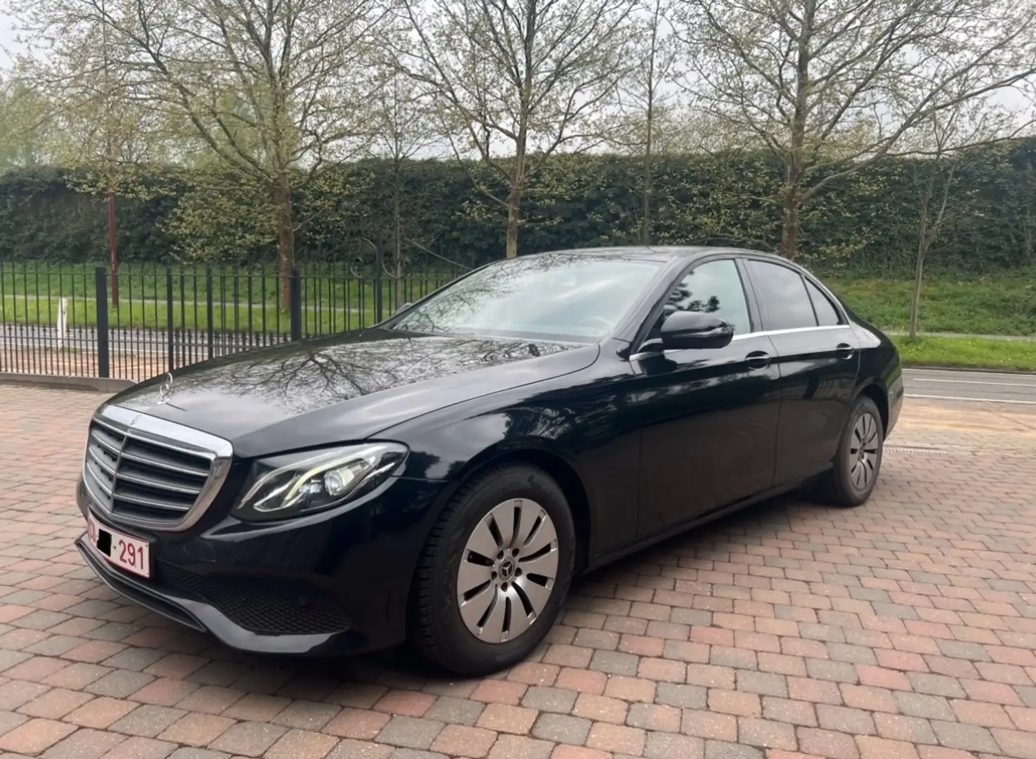 Mercedes-Benz E 200 E 200 d 9G-TRONIC - 2