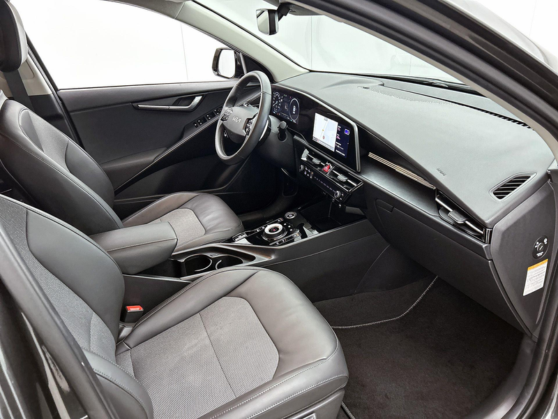 Kia e-Niro EV 204pk Edition 64.8 kWh Automaat | Navigatie | C — photo 12