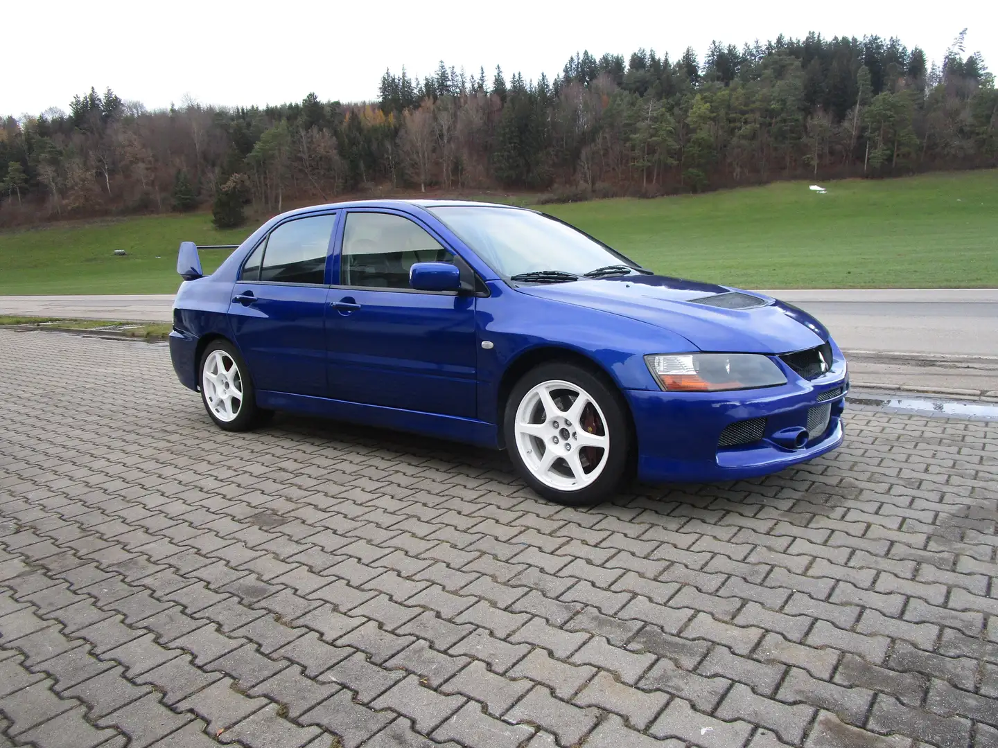 Mitsubishi Lancer Evolution VIII Azul - 2
