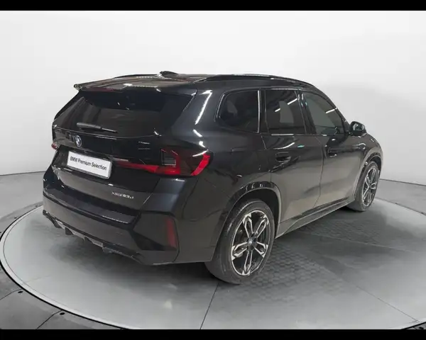 BMW X1 view 6