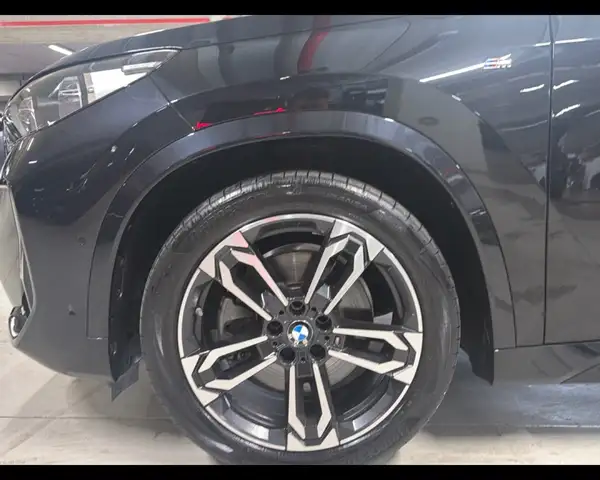 BMW X1 view 10
