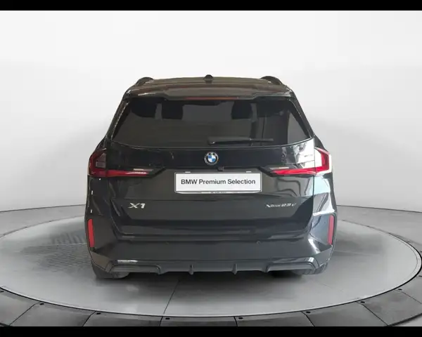 BMW X1 view 7