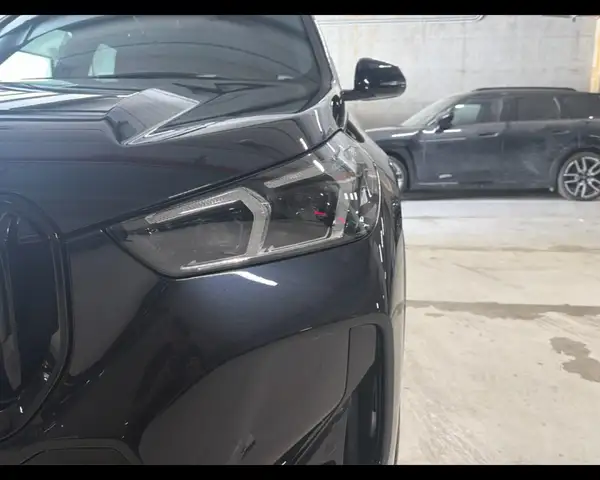 BMW X1 view 11