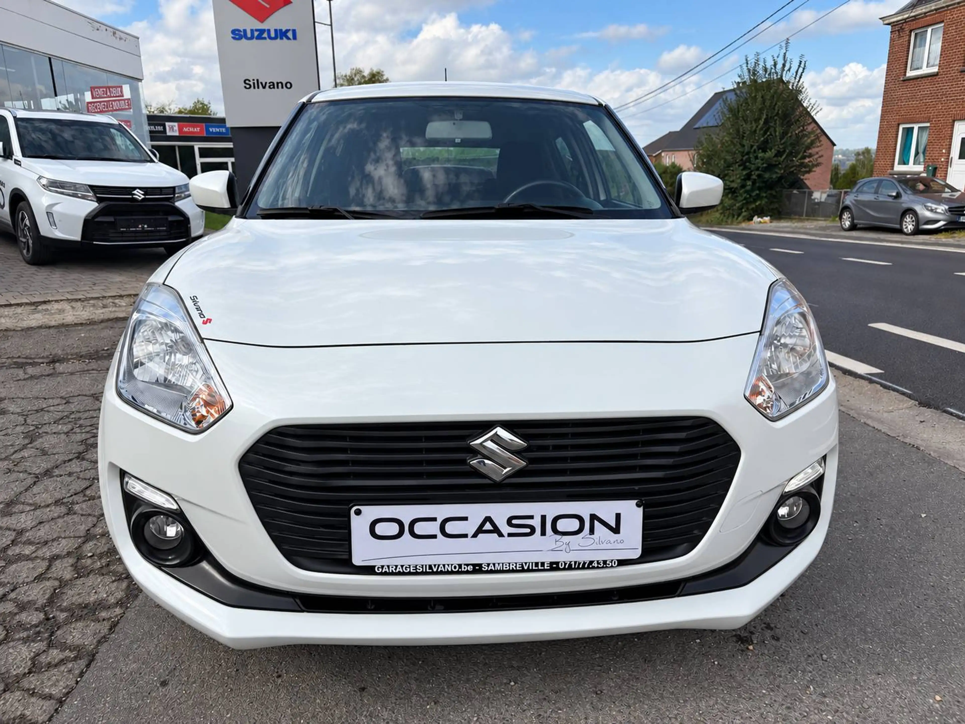 Suzuki Swift Swift 1.2i GL+ GPS / CARPLAY / CAMERA / GARANTIE 12 MOIS — photo 3