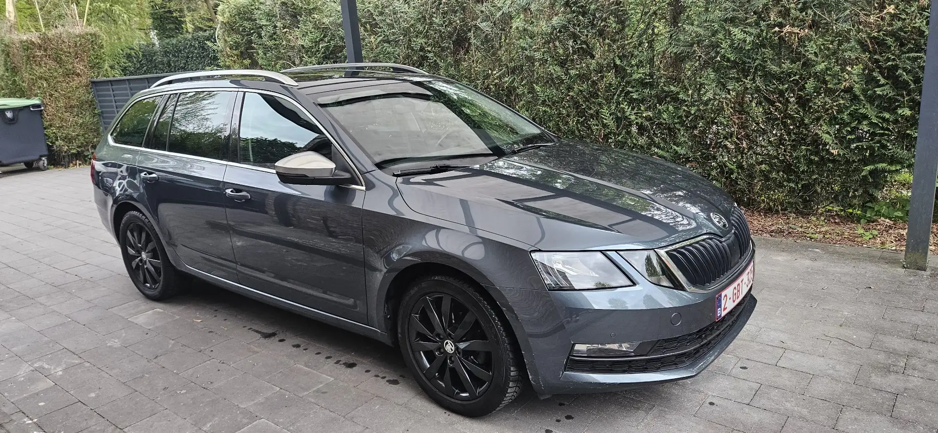 Skoda Octavia Combi 1.6 TDI DSG Ambition - 2