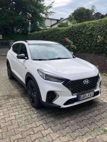 Imagine Hyundai TUCSON N Line 4WD