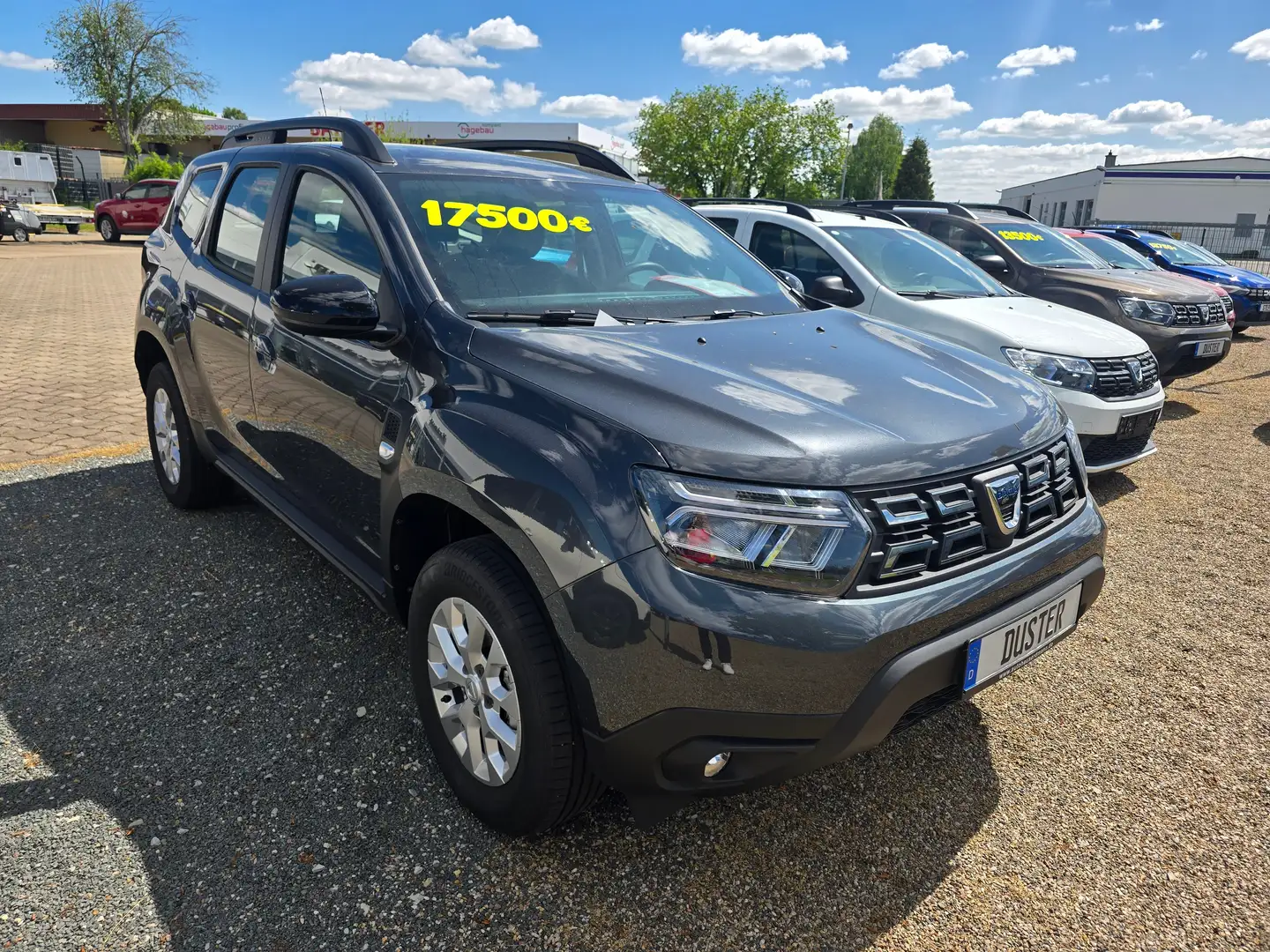 Dacia Duster TCe 90 2WD Comfort 1. Hand sofort lieferbar Grau - 1