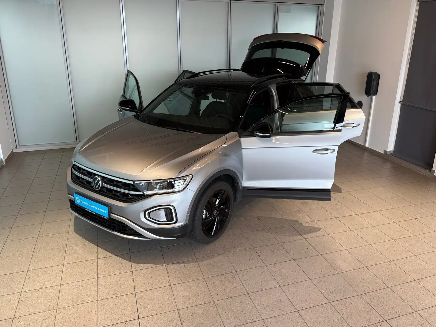Volkswagen T-Roc 1.5 TSI Style DSG LED+, Digital Cockpit Pro, ACC Silber - 2