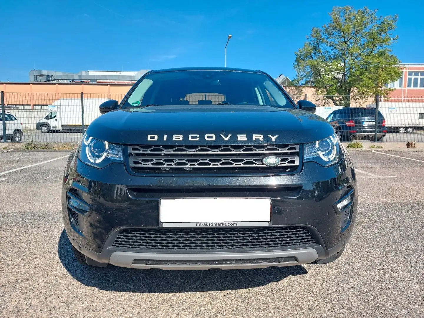 Land Rover Discovery Sport 2.0 TD4 Automatik SE AWD Schwarz - 2
