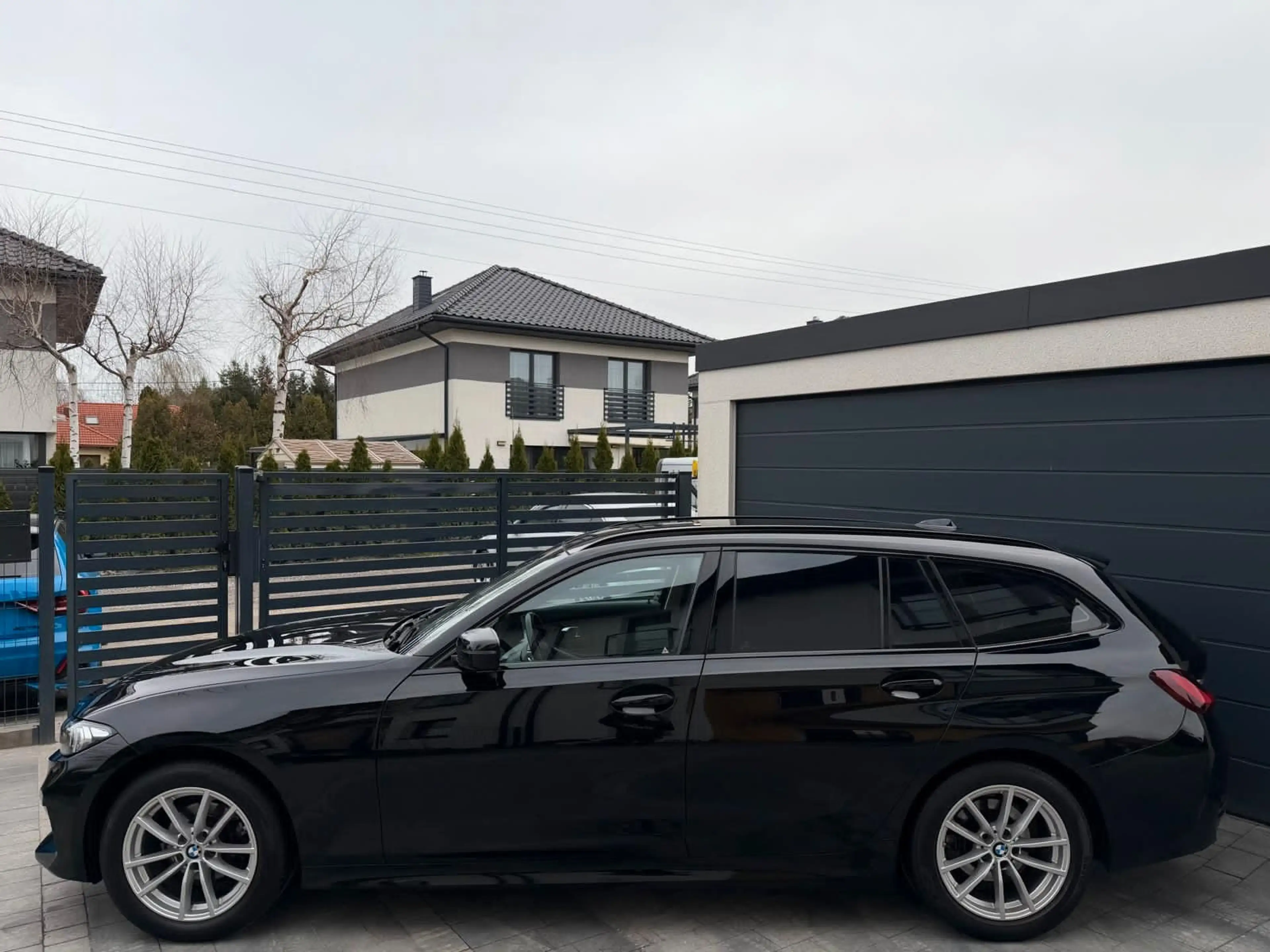 BMW 316 LCI 2.0d Mild-Hybrid Shadowline Ahk Live Coc — photo 14