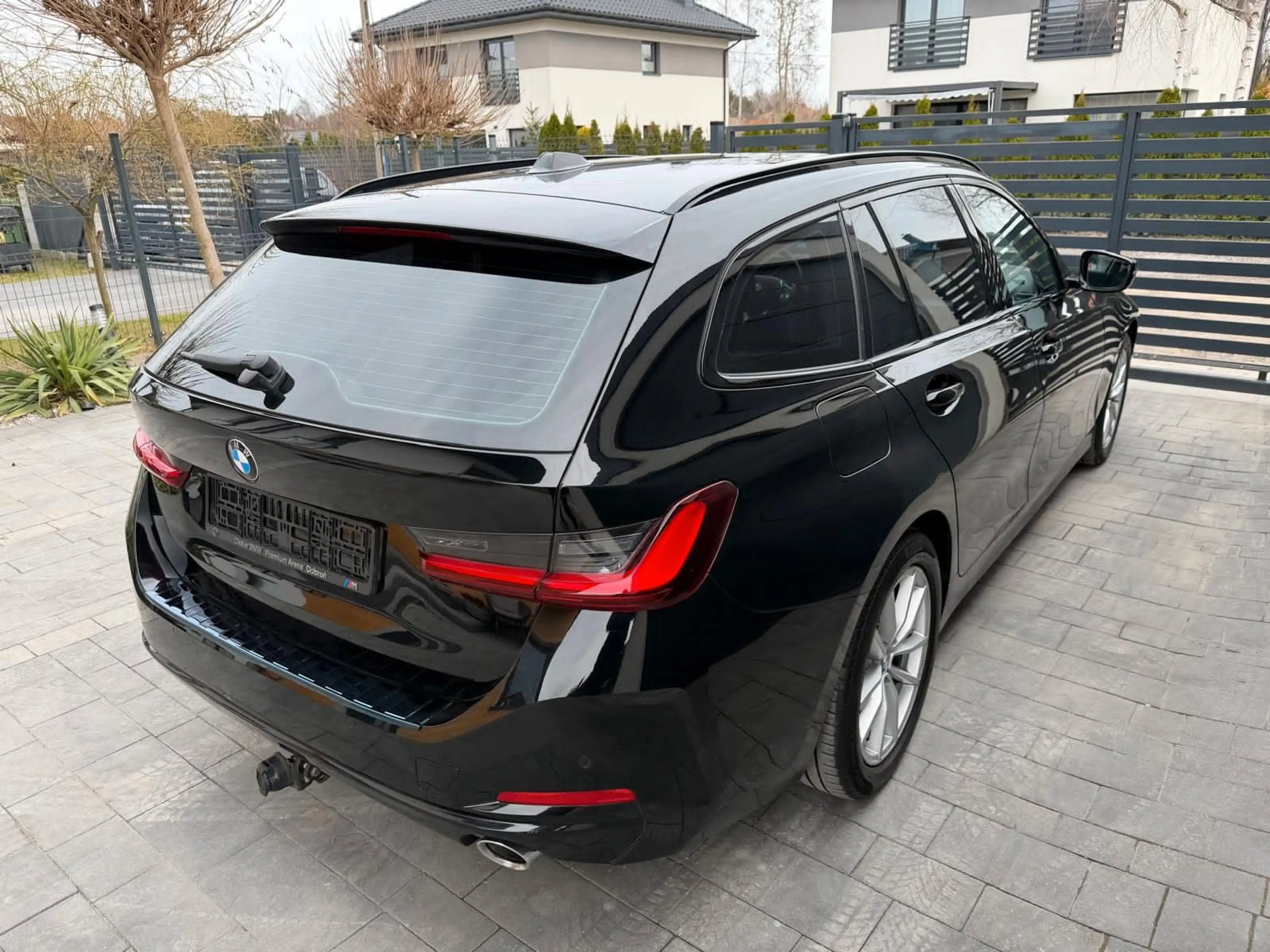 BMW 316 LCI 2.0d Mild-Hybrid Shadowline Ahk Live Coc — photo 9