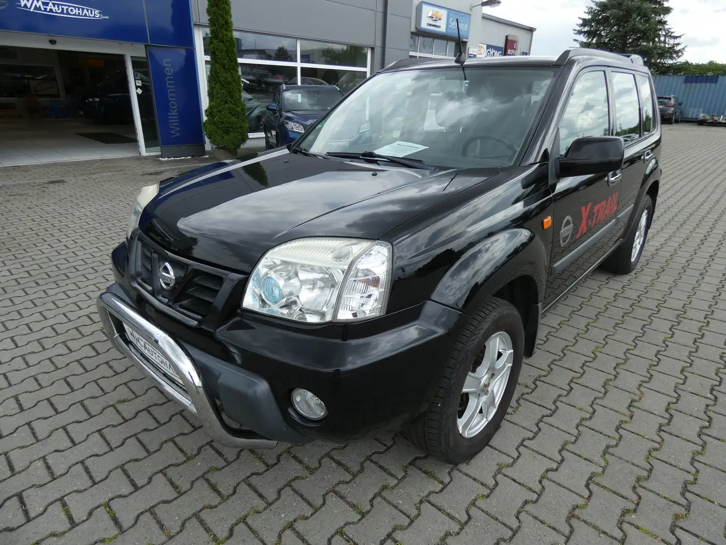 Nissan X-Trail 2.0 4x4 Alufelgen 16"mit Allwetter, TÜV 10.2026 Nero - 1