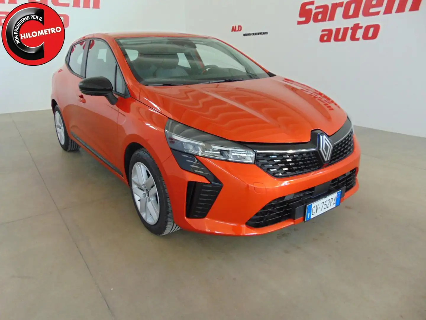 Renault Clio SCe 65 CV 5 porte Evolution Orange - 2