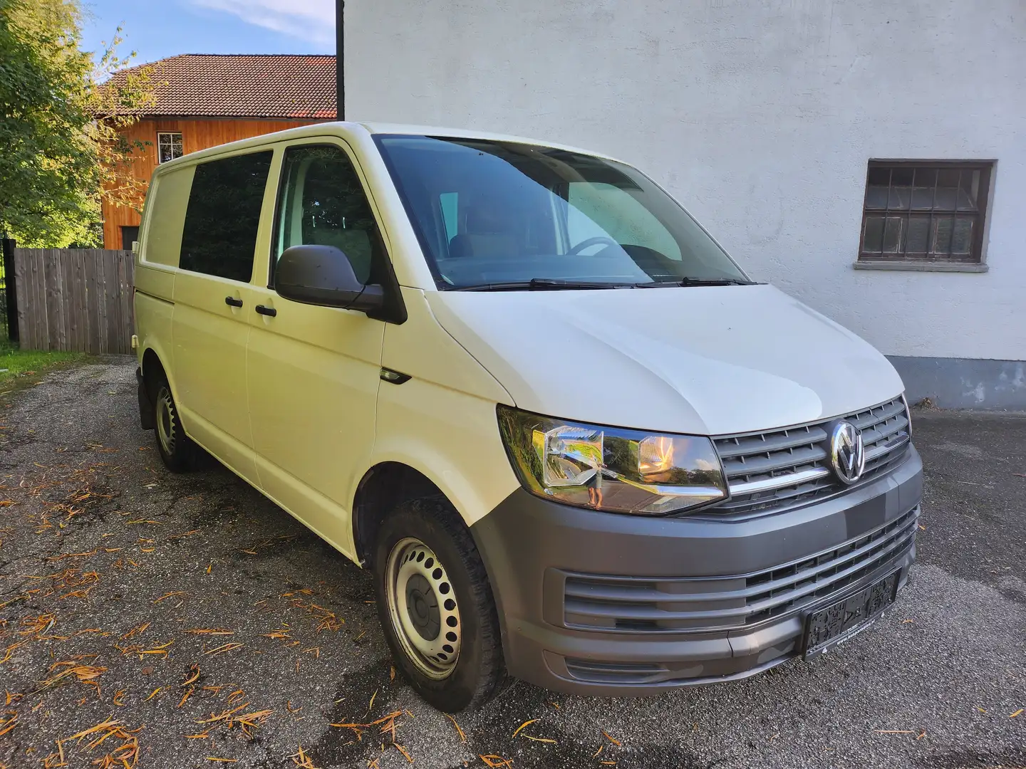 Volkswagen T6 Kombi ** Bordcomputer -Tempomat-Sitzheizung - 6 Sitzer * Білий - 2