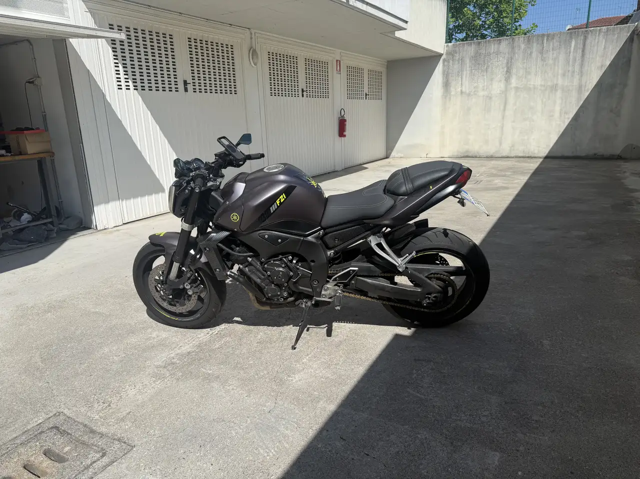 Yamaha FZ 1