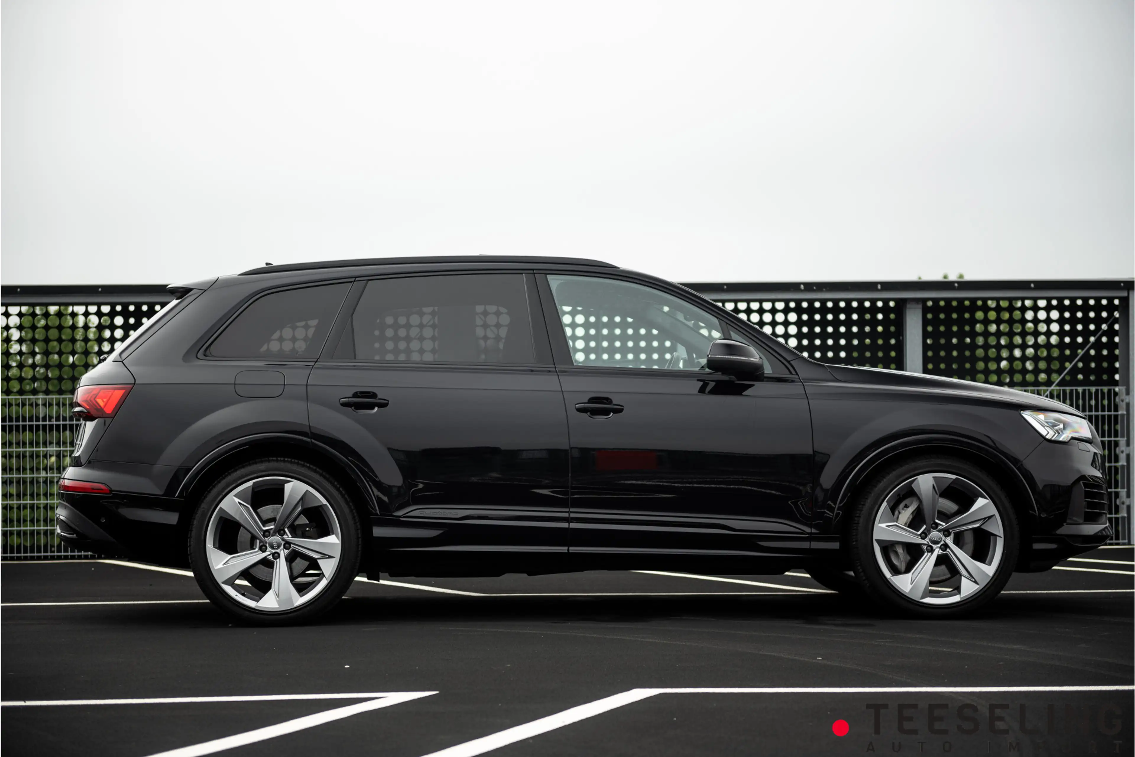 Audi Q7 55 TFSI e quattro Pro Line S | Pano | Competition — photo 6