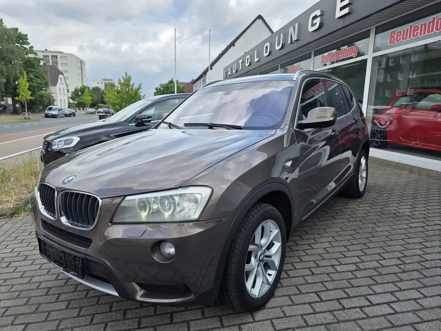 BMW X3 xDrive 28 i X-Line*Sportsitz*Bi-Xenon - 2