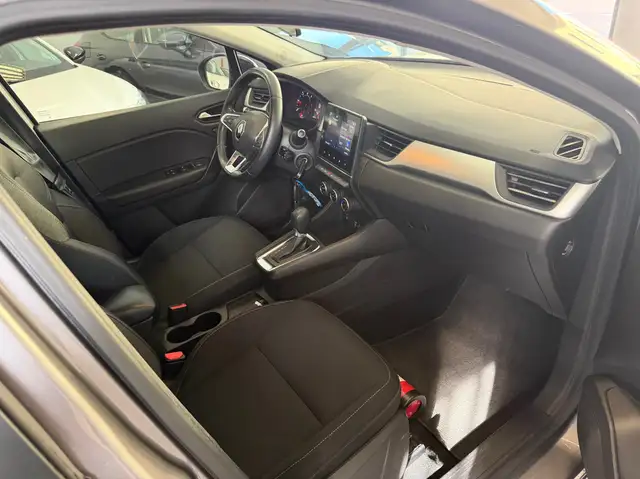 Renault Captur view 14
