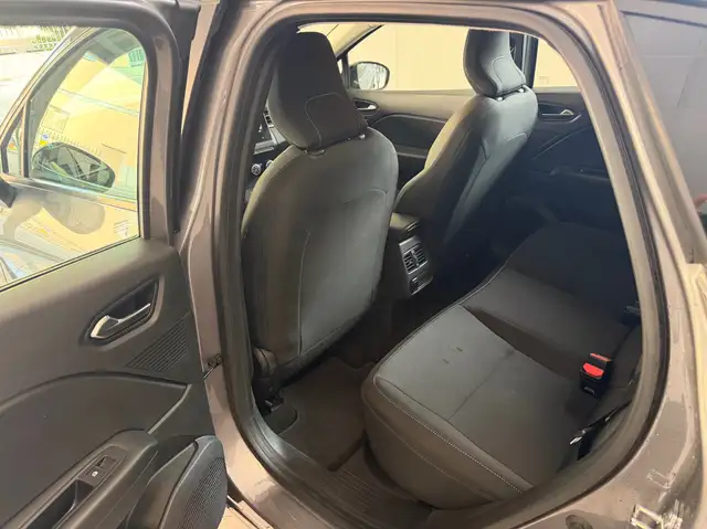 Renault Captur view 11
