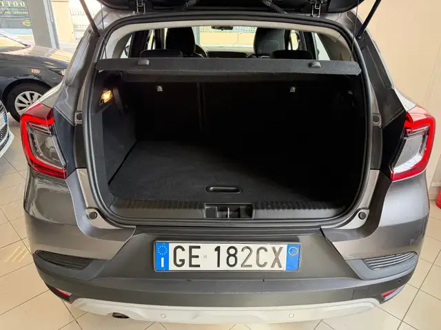 Renault Captur view 12
