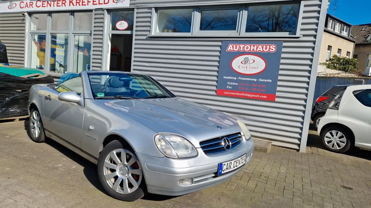 Mercedes-Benz SLK 230