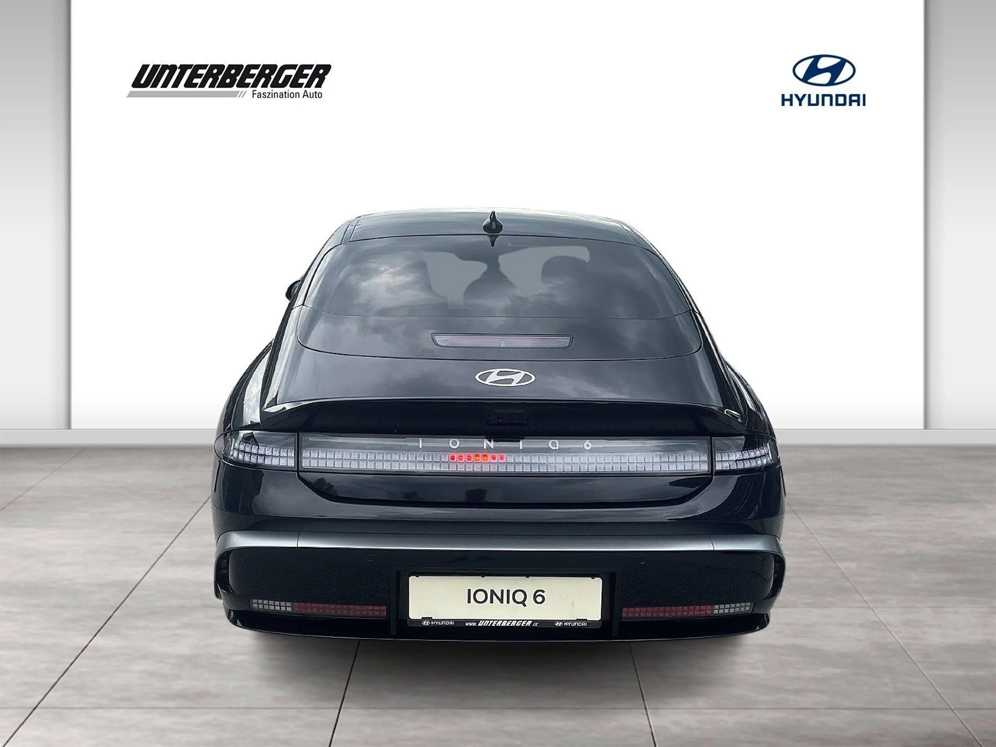 Hyundai IONIQ 6 (01.01.2021-) IONIQ 6 Comfort Line 84 kWh 4WD i66c — photo 5