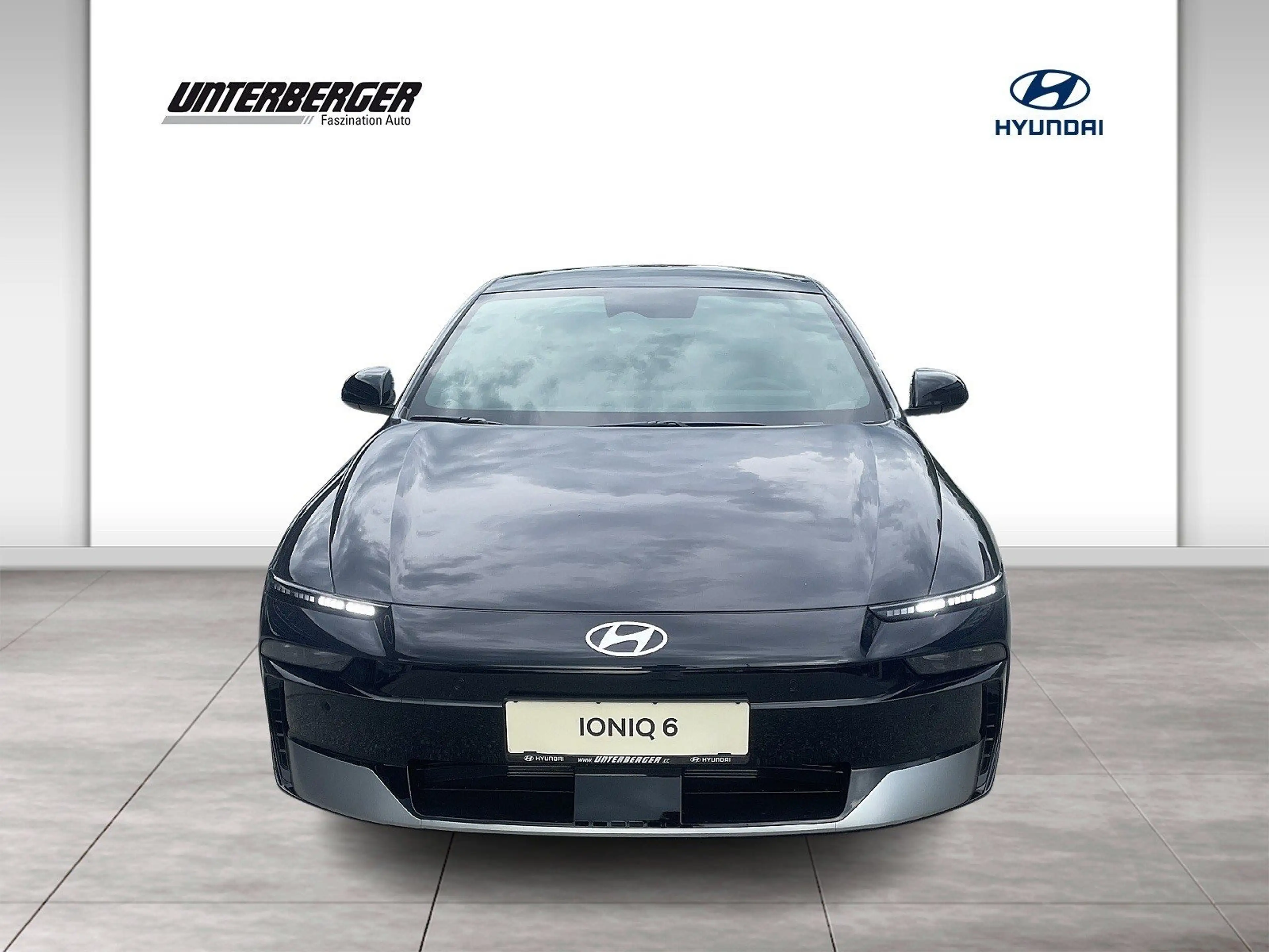 Hyundai IONIQ 6 (01.01.2021-) IONIQ 6 Comfort Line 84 kWh 4WD i66c — photo 2