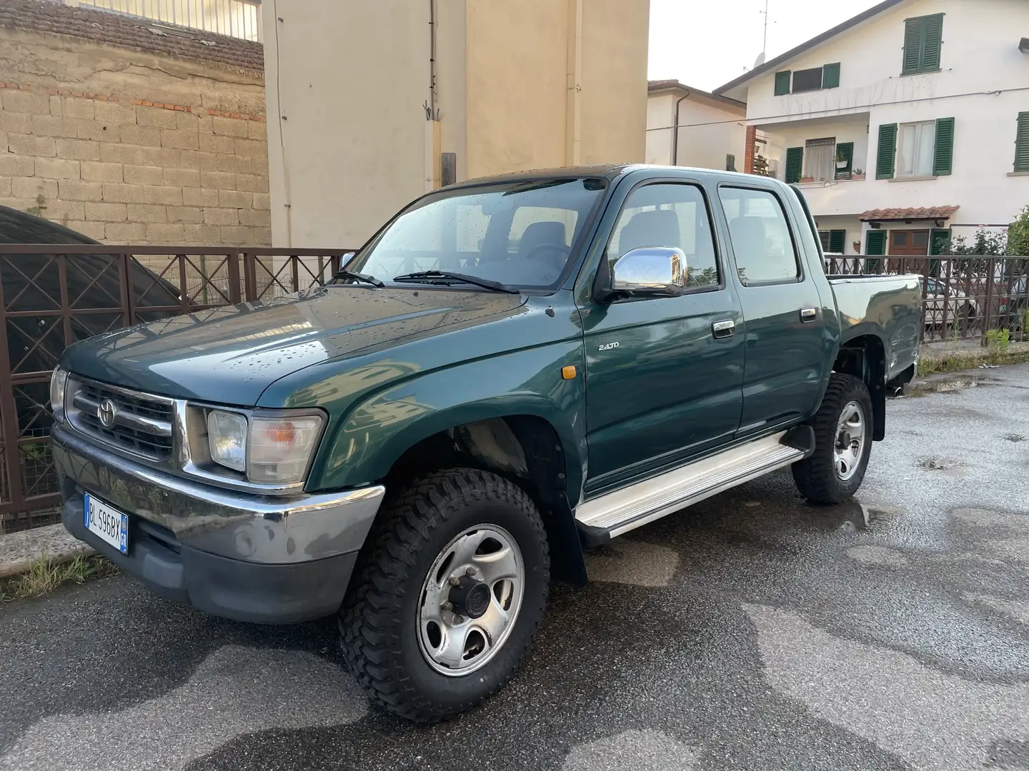 Toyota Hilux 2.5 double cab SR5 PerfettaPermute - 2