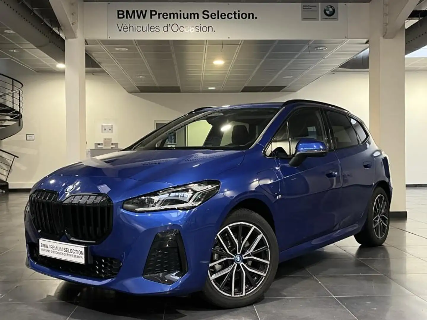 BMW 225 225e 245ch xDrive M Sport DKG7 Bleu - 1
