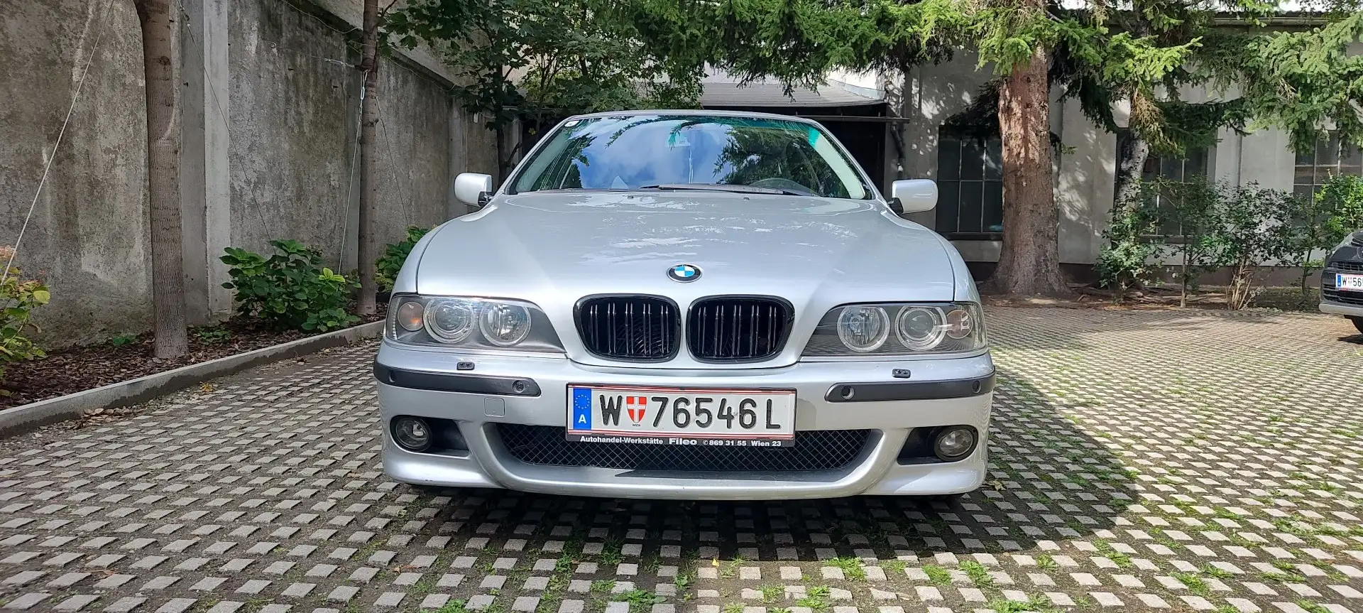 BMW 525 525d Edition Lifestyle - 1
