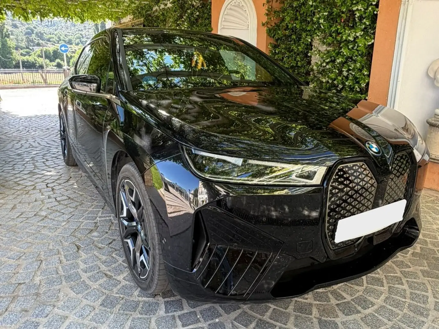 BMW iX xDrive 50 Negro - 1