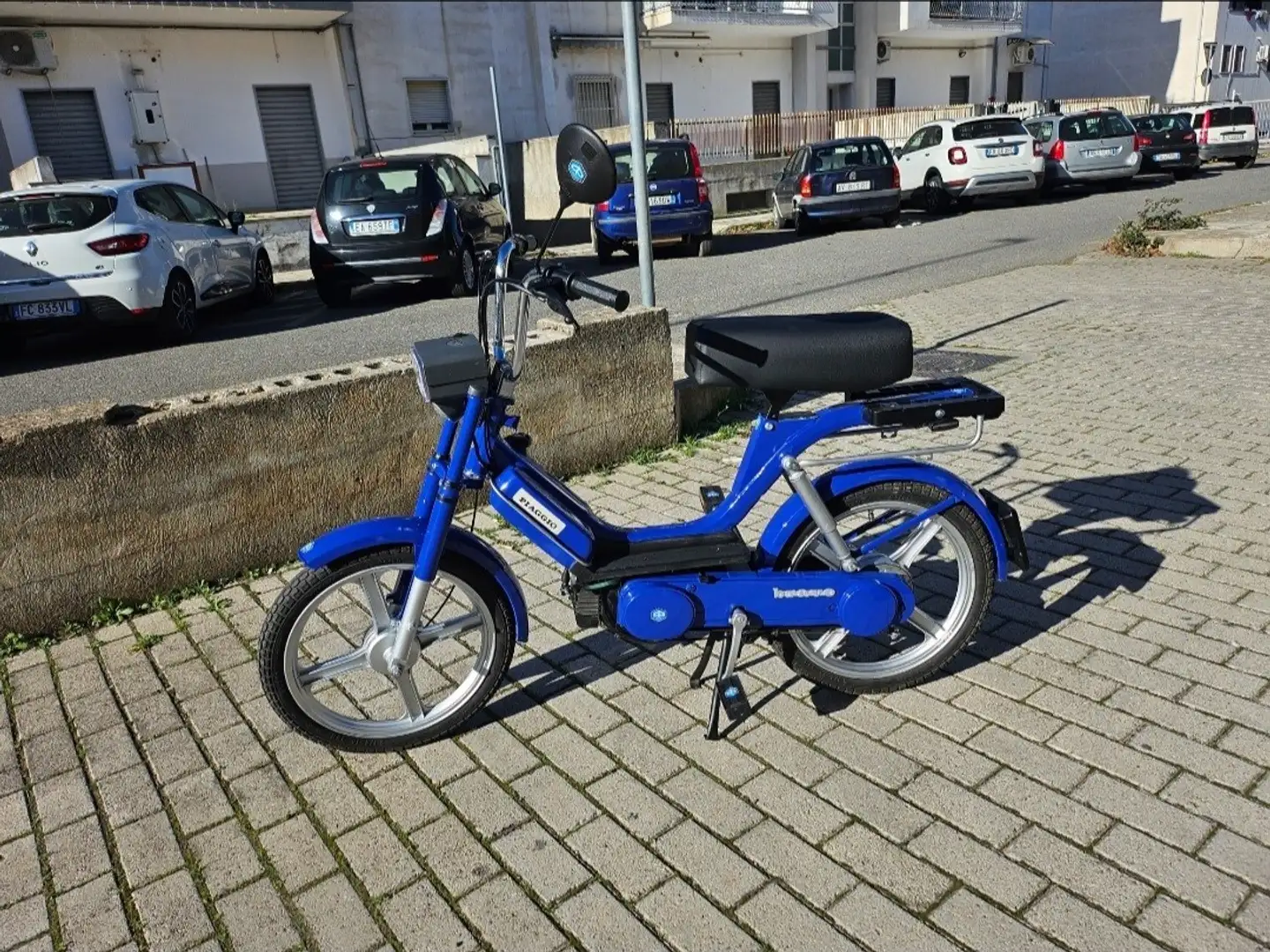 Piaggio Bravo Синій - 1