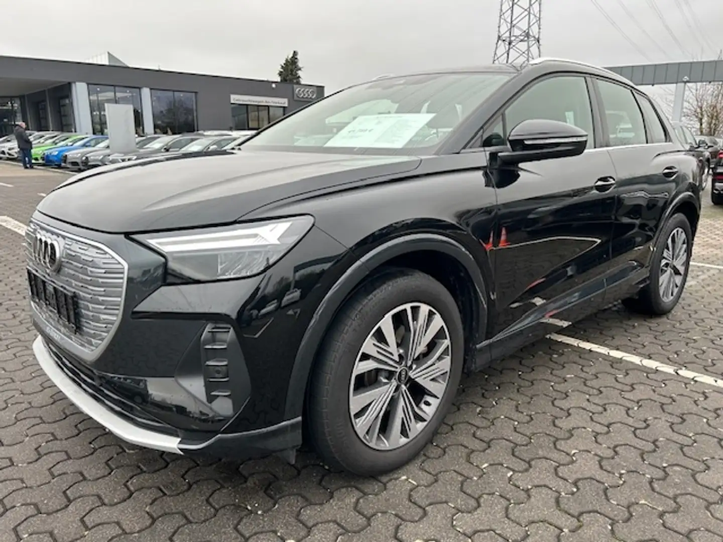 Audi 35 e-tron, NP: 58.000 € Negro - 2