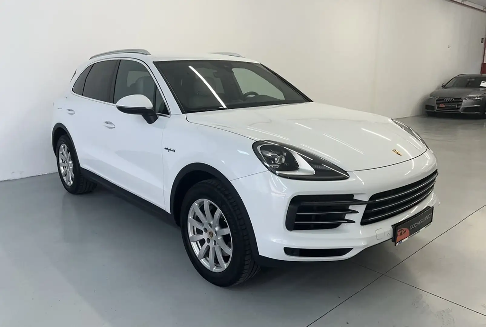 Porsche Cayenne E-Hybrid Aut. Blanco - 2