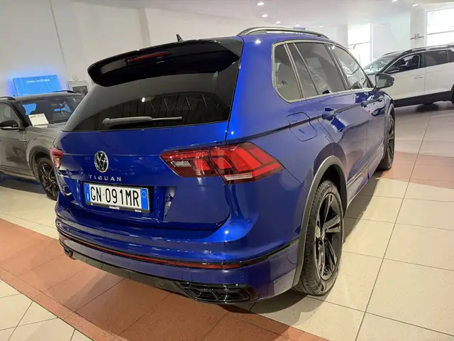 Volkswagen Tiguan view 5