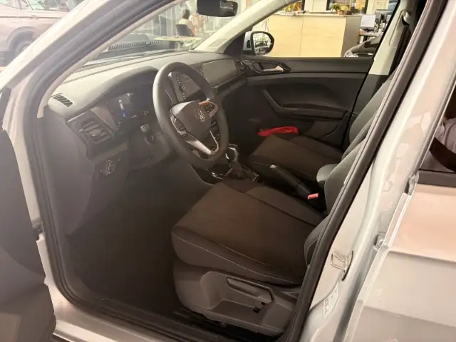 Volkswagen T-Cross view 13