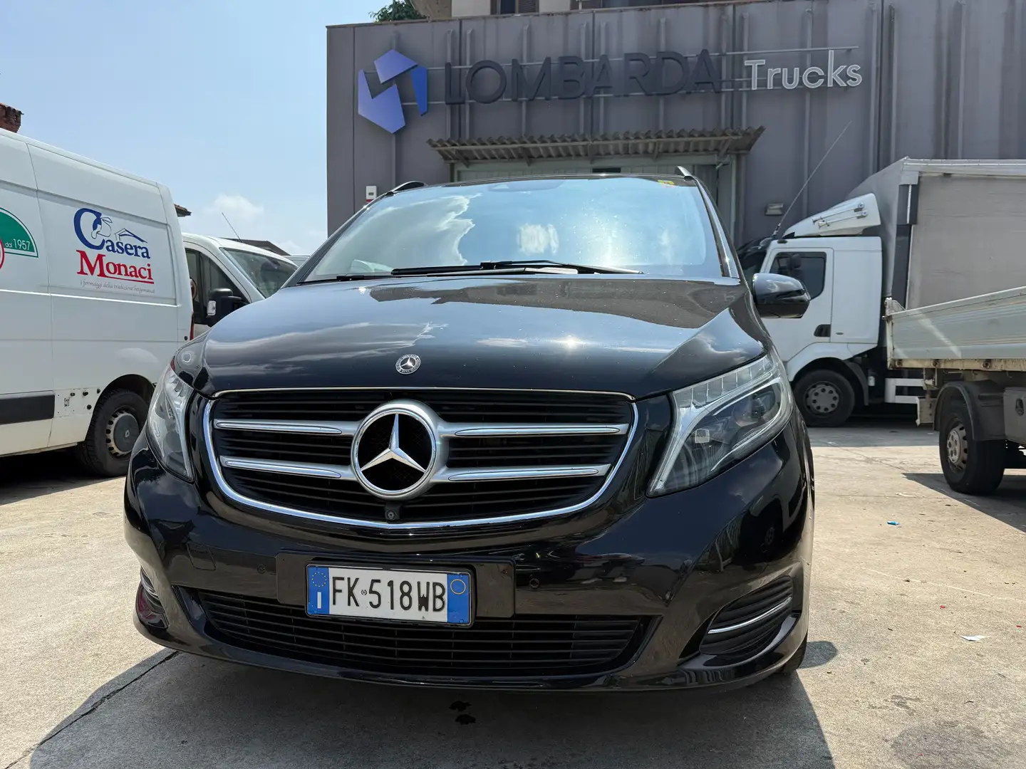 Mercedes-Benz V V 220 d/8 POSTI/AUTOMATICO/EURO 6B/2017 Noir - 2