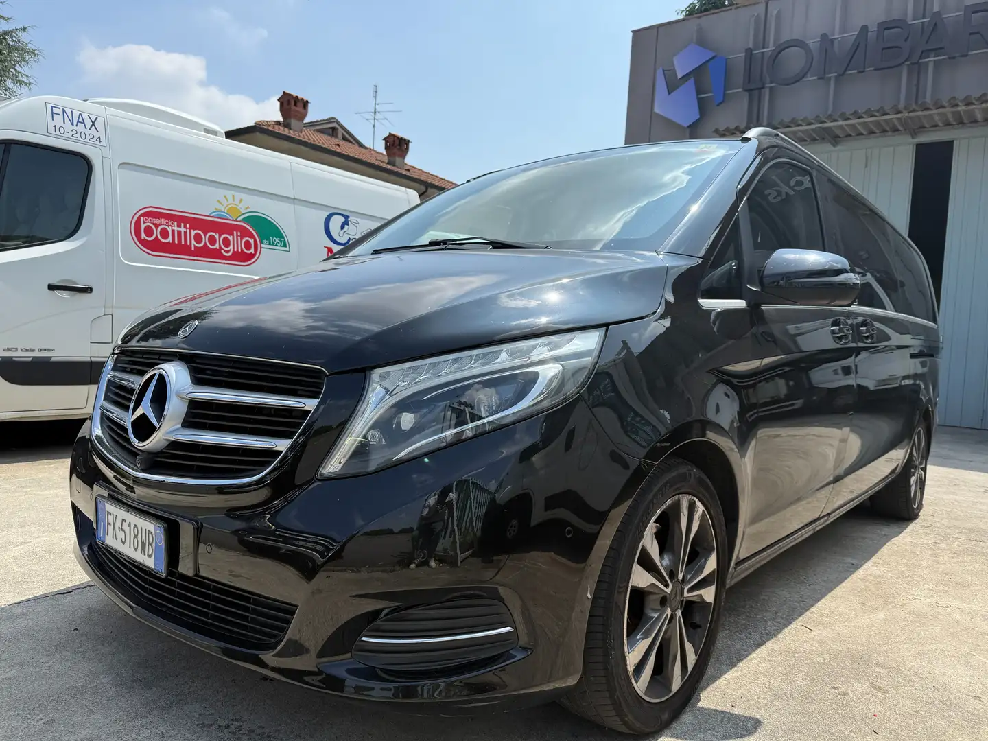 Mercedes-Benz V V 220 d/8 POSTI/AUTOMATICO/EURO 6B/2017 Noir - 1