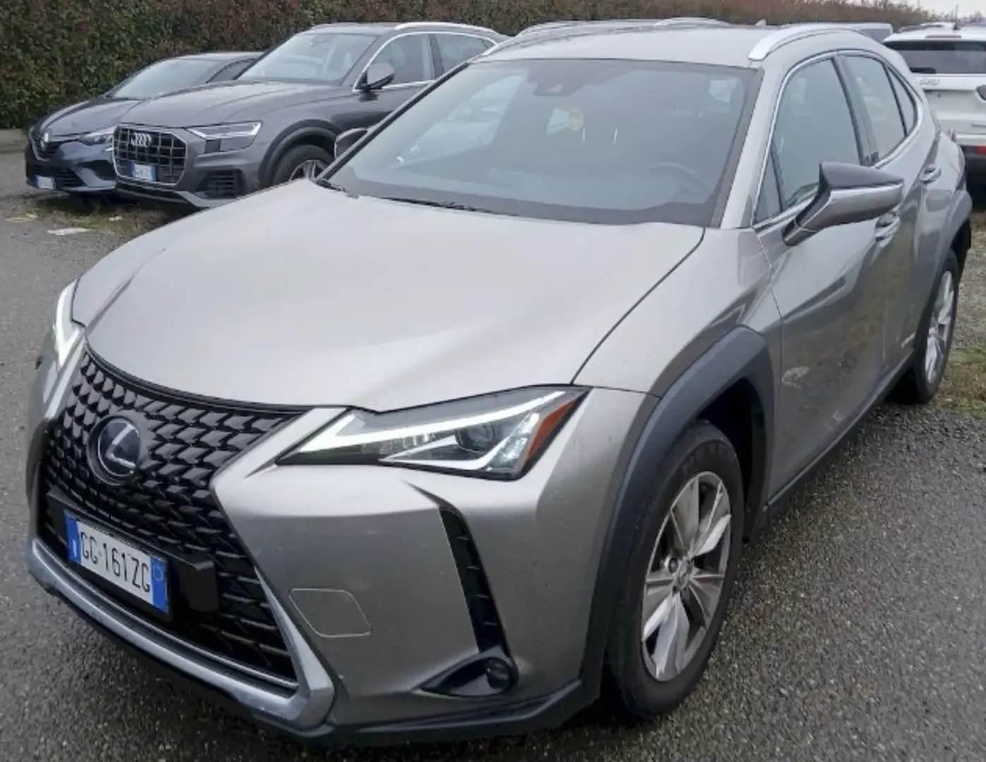 Lexus UX 250h 2.0 Business 2wd cvt Gris - 1