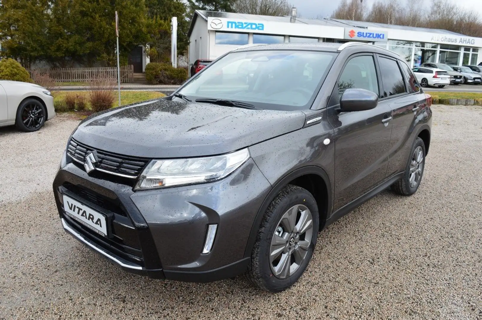 Suzuki Vitara 1.4 Hybrid Allgrip Comfort *ACC+LED+AHK* Gris - 2