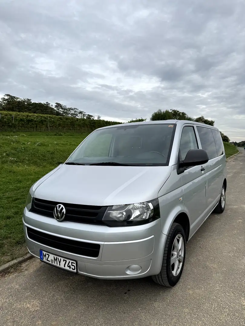 Volkswagen T5 Transporter DSG BMT Edition - 1