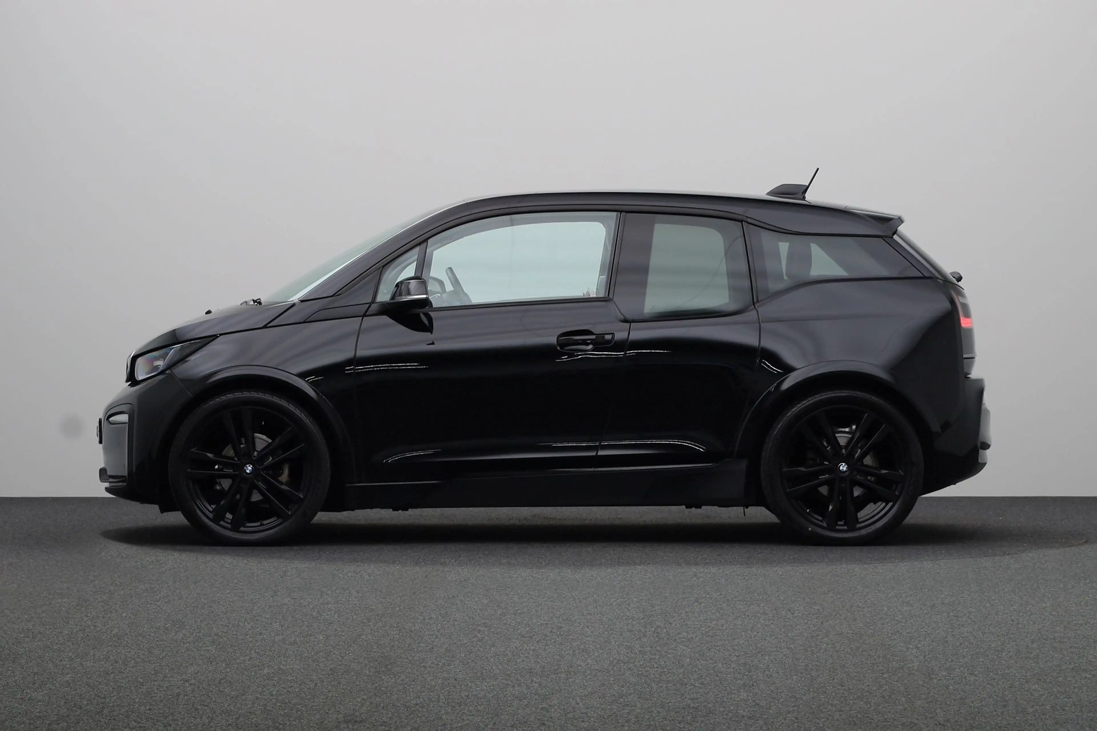 BMW i3 S Executive Edition 120Ah 42 kWh | DAB-Tuner | PDC — photo 12