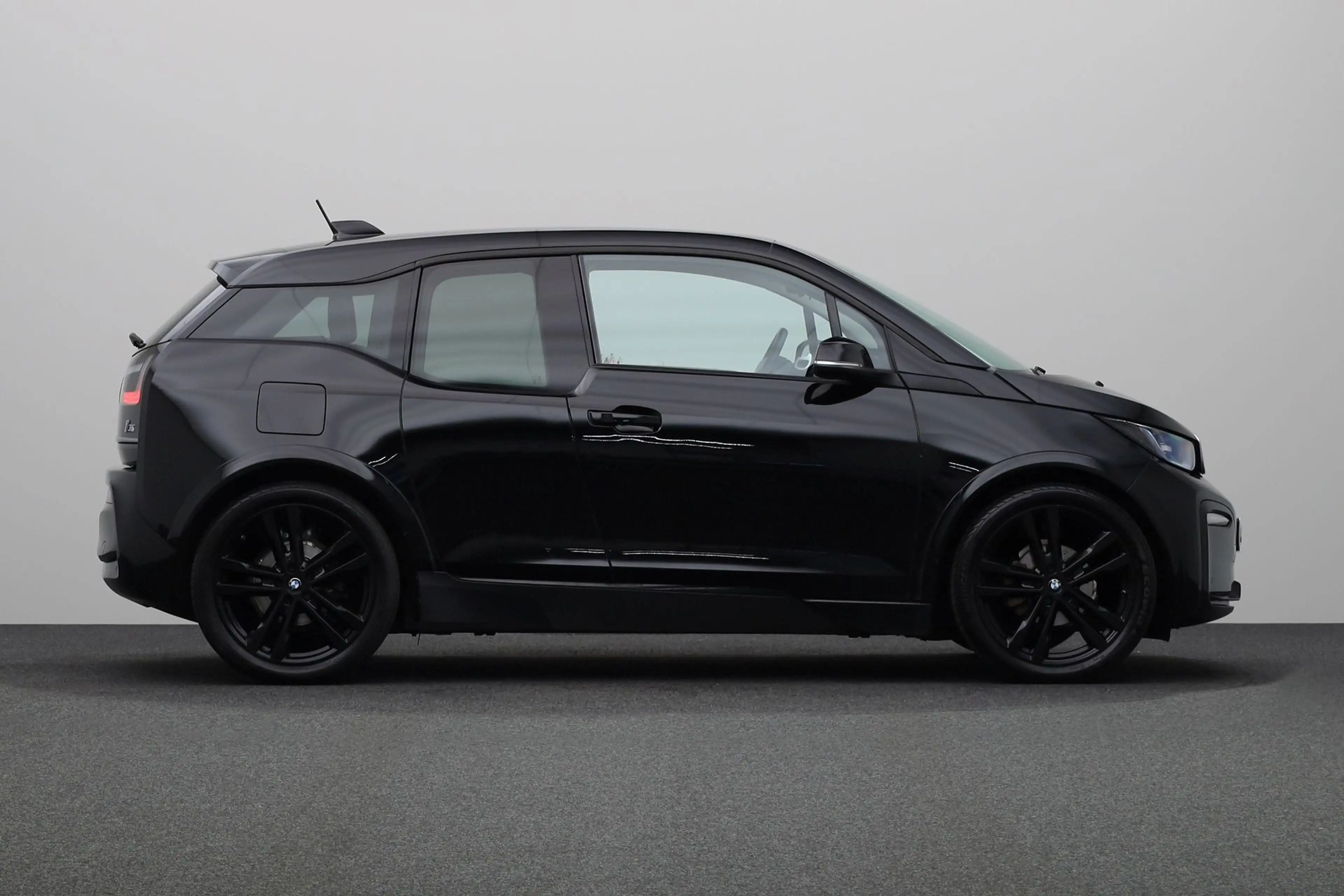 BMW i3 S Executive Edition 120Ah 42 kWh | DAB-Tuner | PDC — photo 10