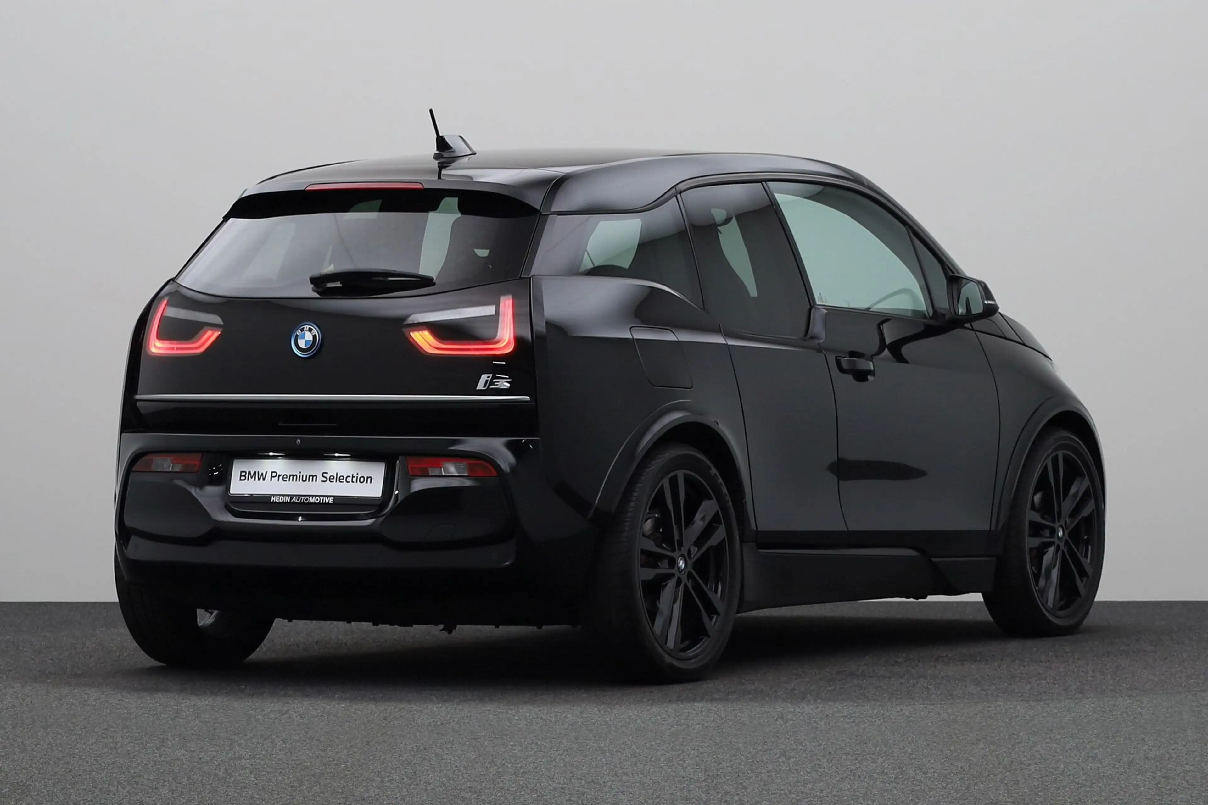 BMW i3 S Executive Edition 120Ah 42 kWh | DAB-Tuner | PDC — photo 2