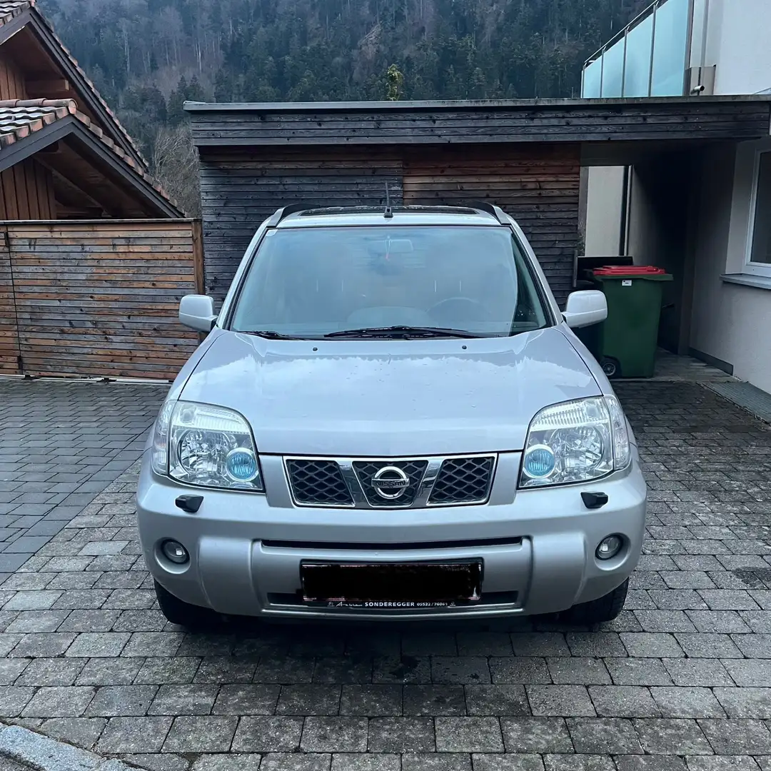 Nissan X-Trail Elegance 2,5 16V Aut.-AHK-Sitzheizung - 1